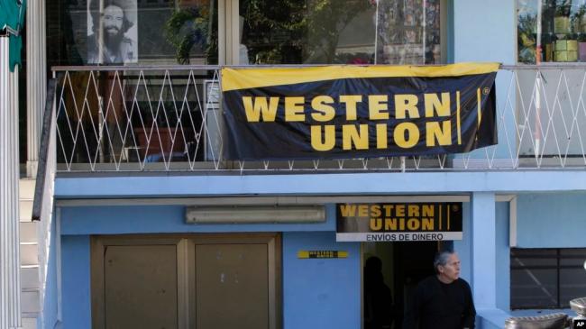 Oficina de Western Union en Cuba. 