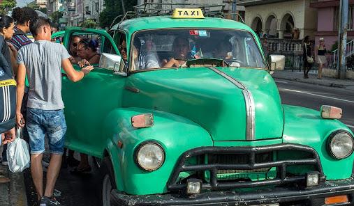 Un almendrón en La Habana. 