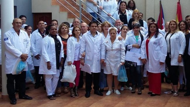 Médicos cubanos en Bolivia. 