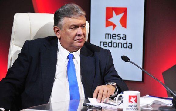 Marino Murillo en el programa 'Mesa Redonda' de la televisión estatal cubana.