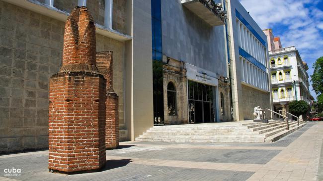 Entrada del Museo Nacional de Bellas Artes.