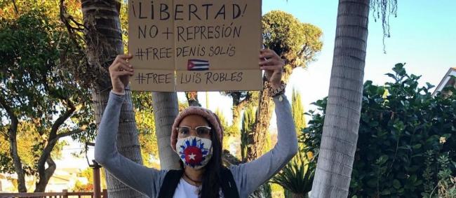 Una cubana pide la liberación de Luis Robles en redes sociales.