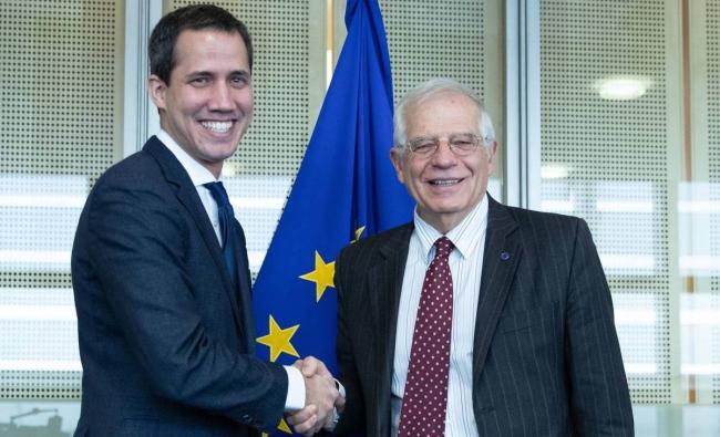 Juan Guaidó y el alto representante de la Unión Europea para la Política Exterior, Josep Borrell, en enero de 2020.