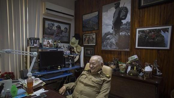 García Frías en su oficina.