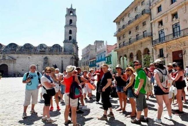 Turistas rusos en La Habana
