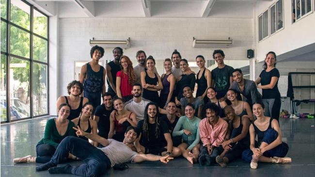 Miembros de la compañía Acosta Danza.