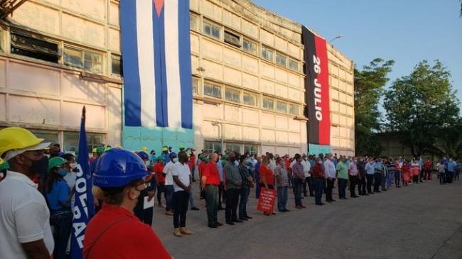 Acto por el 26 de julio en la Empresa de Mantenimiento a Centrales Eléctricas en La Habana.