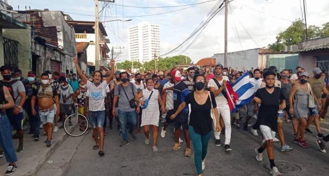 Protesta de cubanos en La Habana.