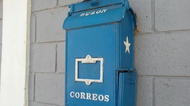Buzón de Correos en Cuba.