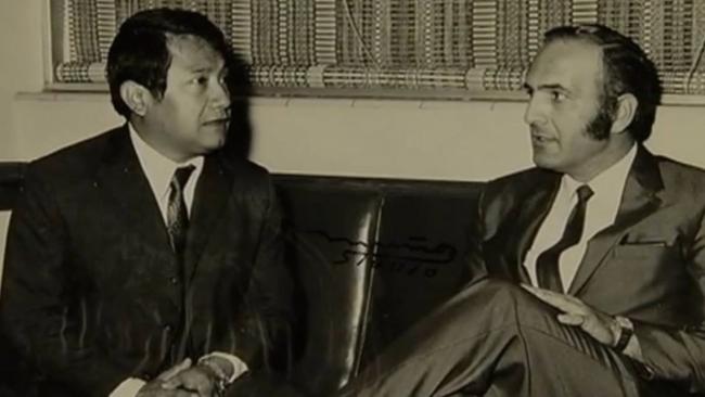 Armando Manzanero y Eduardo Luján durante una entrevista.