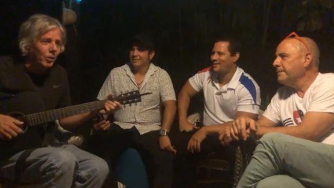 'Virulo', Yoel Martínez, Israel Rojas y Carlos Lazo en La Habana, Cuba.