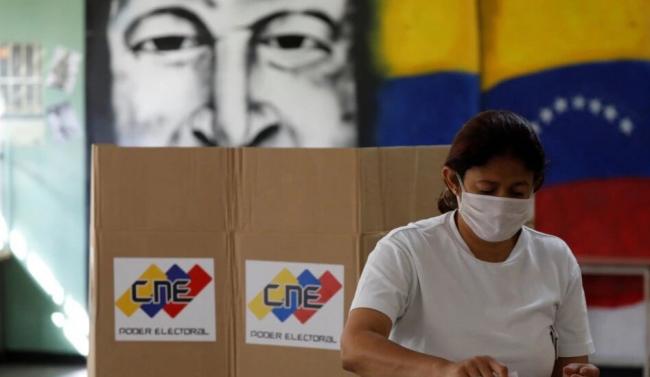 Preparativos para las elecciones del 21 noviembre, Caracas.
