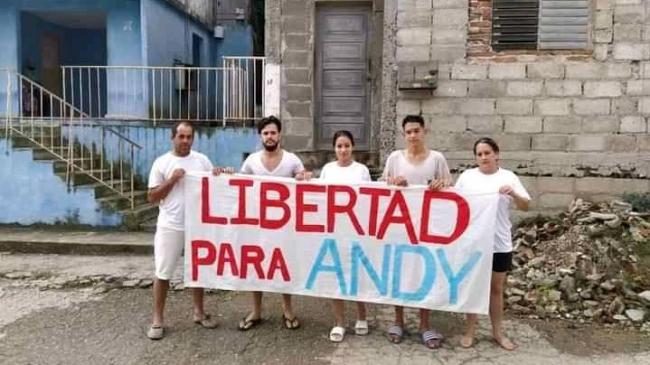 Familiares de Andy García Lorenzo piden libertad para el manifestante del 11J.