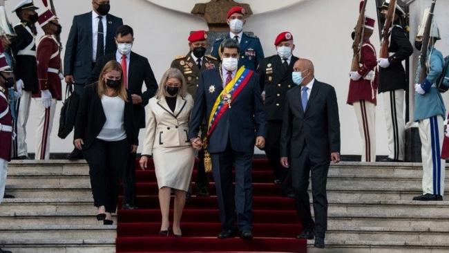 Nicolás Maduro llegando el sábado a la sede de la Asamblea Nacional en Caracas.