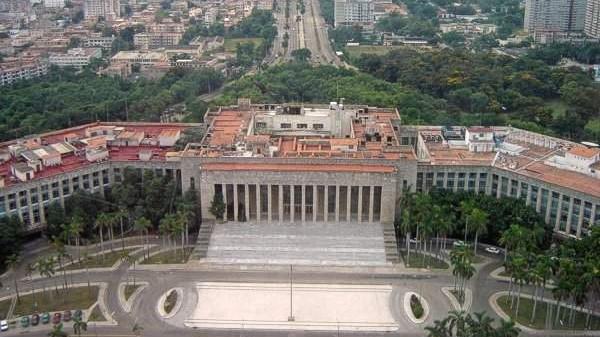 Vista aérea del Palacio de la Revolución, sede del Comité Central del PCC.