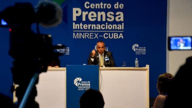 El director general de Asuntos Consulares y de Cubanos Residentes en el Exterior de la Cancillería cubana, Ernesto Soberón.