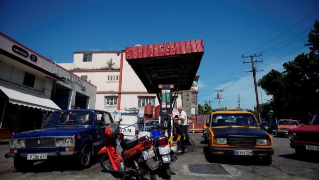 Cola para comprar combustible en La Habana, en julio de 2019.