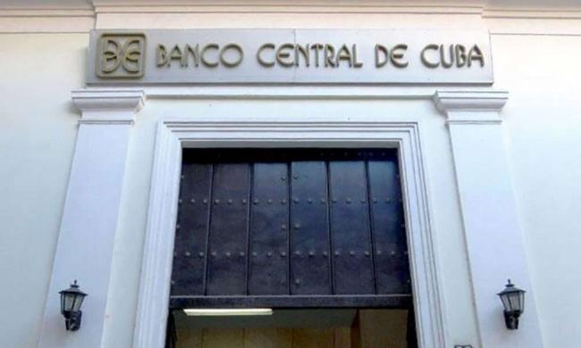 Fachada del Banco Central de Cuba.