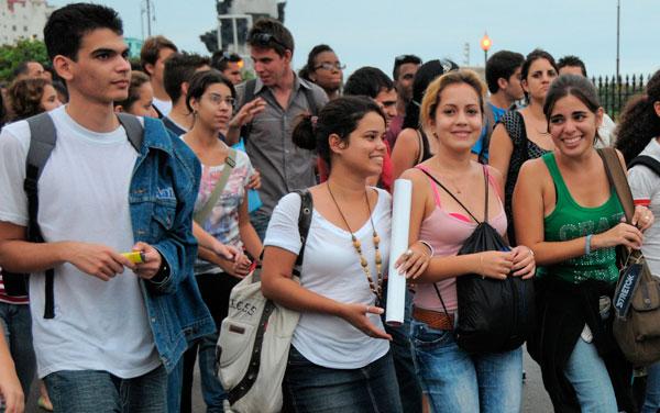 Jóvenes en Cuba. 