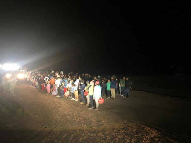 Migrantes detenidos por la Patrulla Fronteriza de EEUU esta semana.