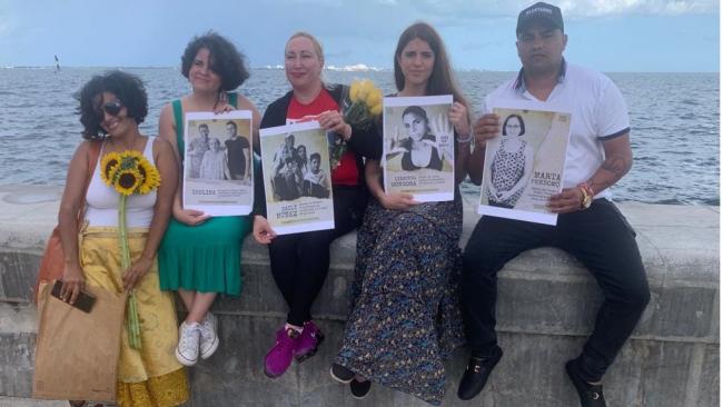 Los activistas cubanos reunidos en Miami.