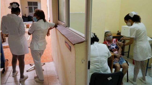 Campaña de vacunación en Cuba.