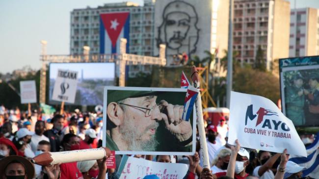 Una foto de Fidel Castro en el desfile en La Habana el Primero de Mayo.