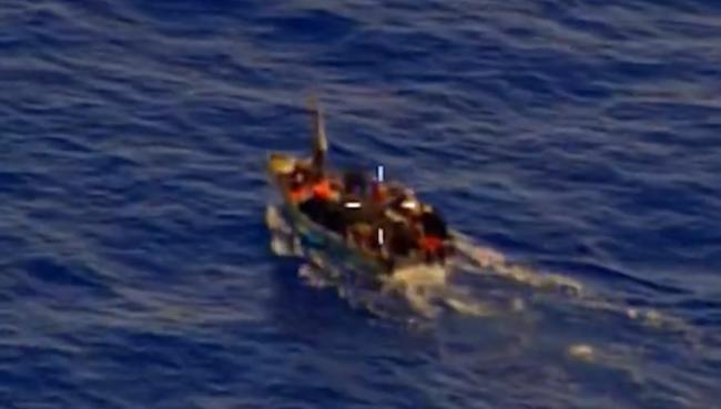 Balseros cubanos interceptados en aguas de Bahamas.