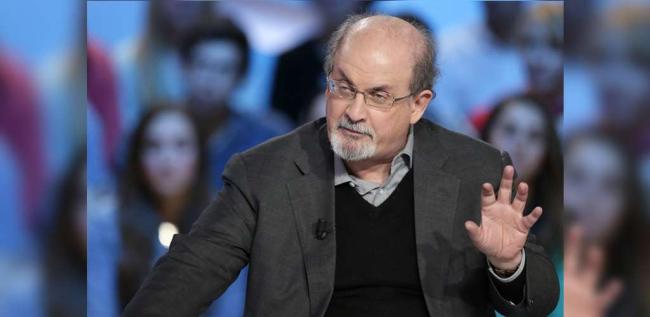 Escritor británico Salman Rushdie.