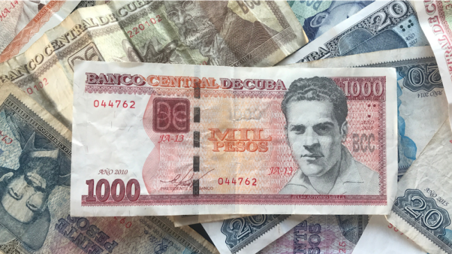 Billetes de pesos cubanos.