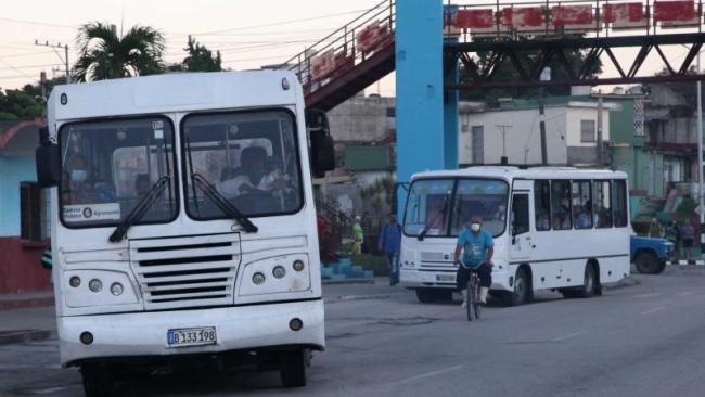 Transporte en Sancti Spíritus afectado por la escasez de la combustible.
