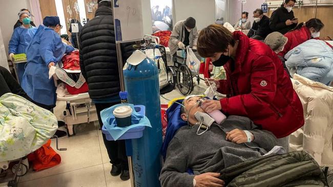 Enfermos de Covid-19 en un hospital de China.