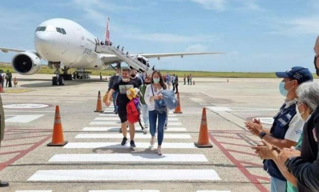 Cubanos arribando a Isla Margarita, Venezuela, 2022.