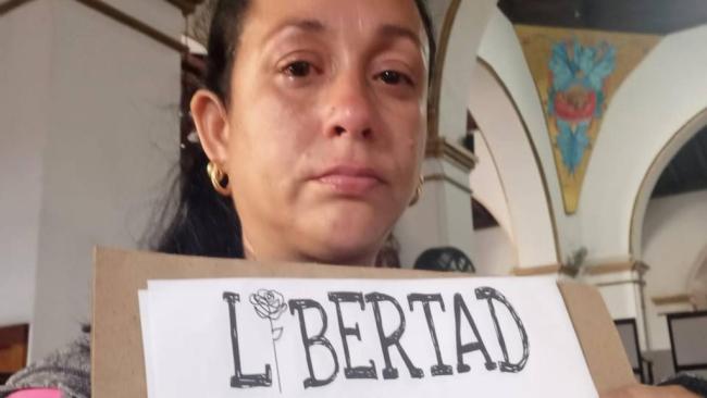 Mailín Sánchez, esposa de Rosell García, preso político del 11J.