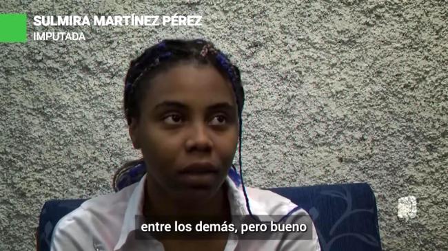 La influencer cubana Sulmira Martínez Pérez expuesta en la televisión. 