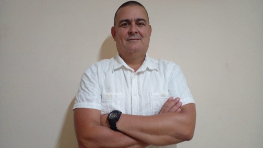 Yunielys Castillo, nuevo director técnico de la selección nacional masculina de futbol de Cuba.