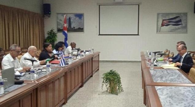 Reunión entre funcionarios cubanos y del Club de París esta semana en La Habana.