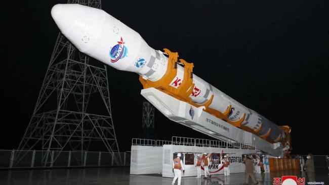 El cohete portador de Pyongyang para su satélite espía.
