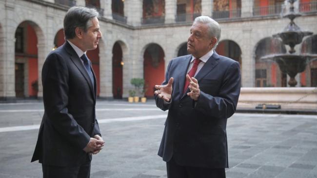 Anthony Blinken (izq.) y Andrés Manuel López Obrador, en octubre de 2021.