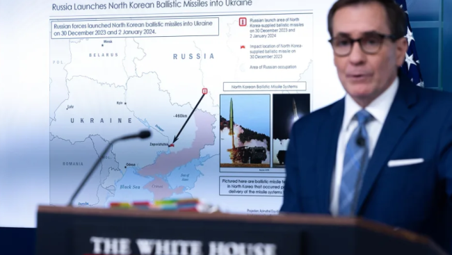 La Casa Blanca presenta evidencias del uso de misiles balísticos de Norcorea contra Ucrania.