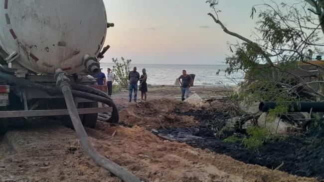 Fuerzas calificadas trabajan para extraer el material contaminante.