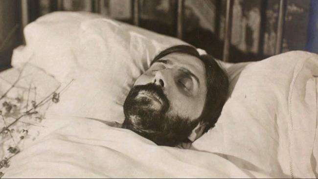 Marcel Proust en su lecho de muerte.