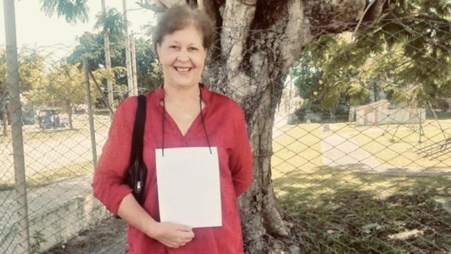 Alina Bárbara López Hernández, protestas el día 18 de cada mes en el Parque de La Libertad, en Matanzas.