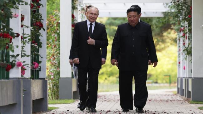 Vladimir Putin y Kim Jong-un en Corea del Norte.