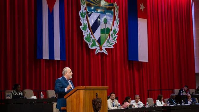 Manuel Marrero Cruz en la Asamblea Nacional del Poder Popular.