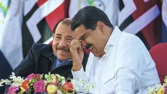 Daniel Ortega y Nicolás Maduro en complicidad.