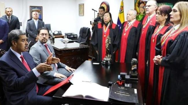 Nicolás Maduro comparece ante el Tribunal Supremo de Justicia de Venezuela.