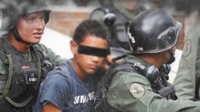 Adolescente venezolano detenido por las fuerzas represivas del régimen.