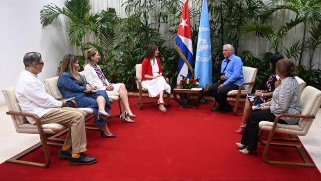 Encuentro de Díaz-Canel don funcionarios del Fondo de Población de la ONU.