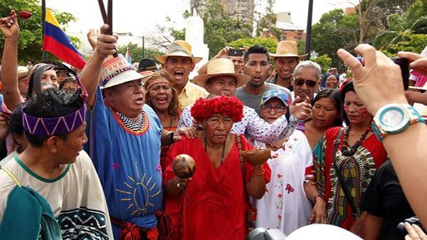 Representantes de pueblos indigenas en Venezuela.